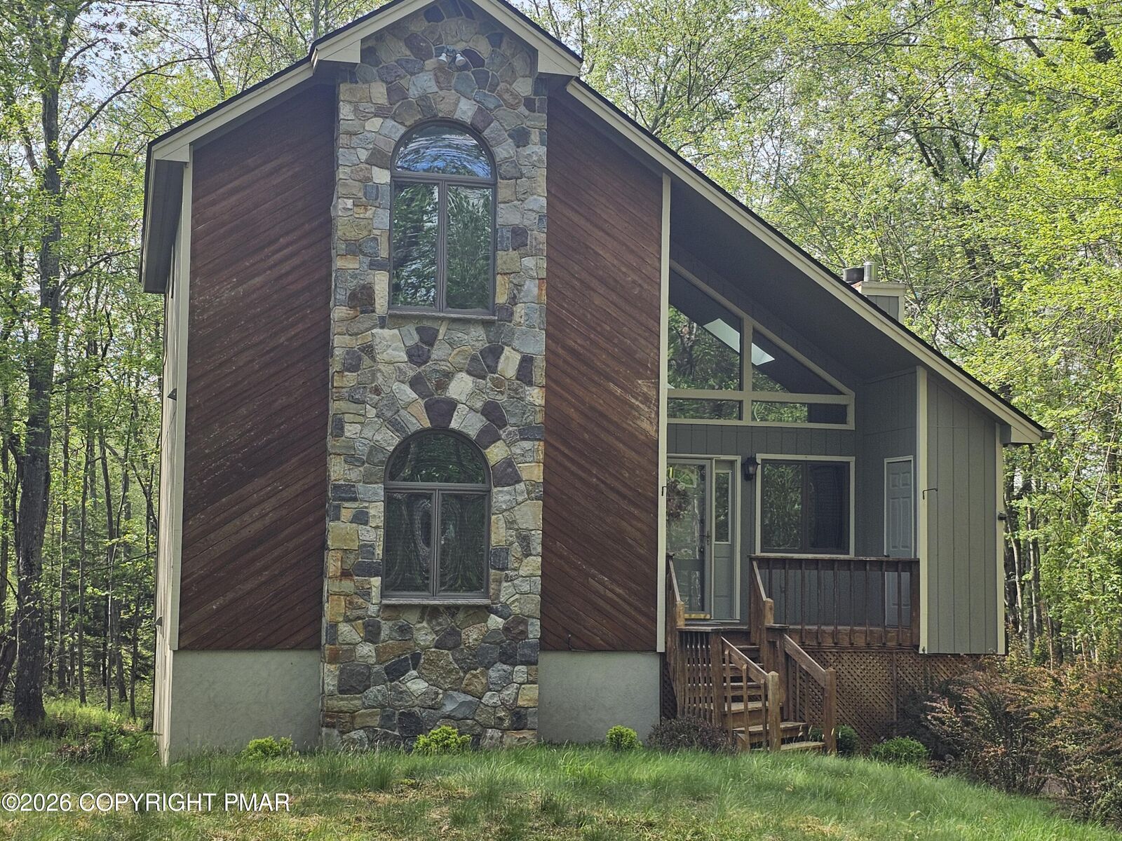 Property Photo: 157 Cardinal Lane PA 18347