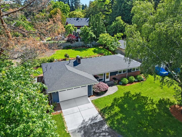 Property Photo: 8850 SW Rambler Ln OR 97223
