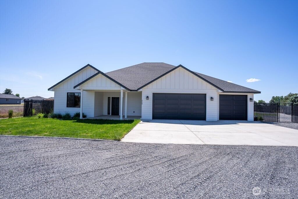 Property Photo: 6409 Road 2.15 NE WA 98837