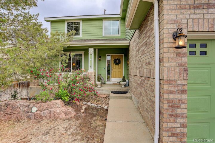 Property Photo:  919 Taylor Lane  CO 80516 
