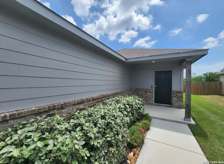 Property Photo:  3473 Canyon Rdg  TX 78155 