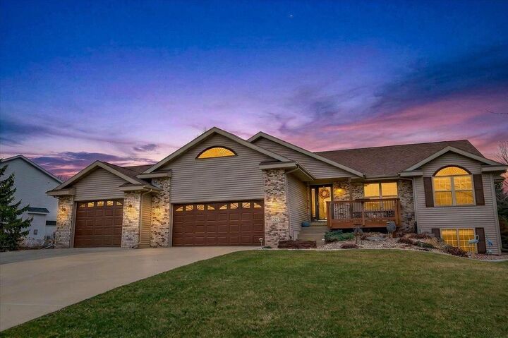 Property Photo: 3215 Conservancy Estates Lane WI 53590
