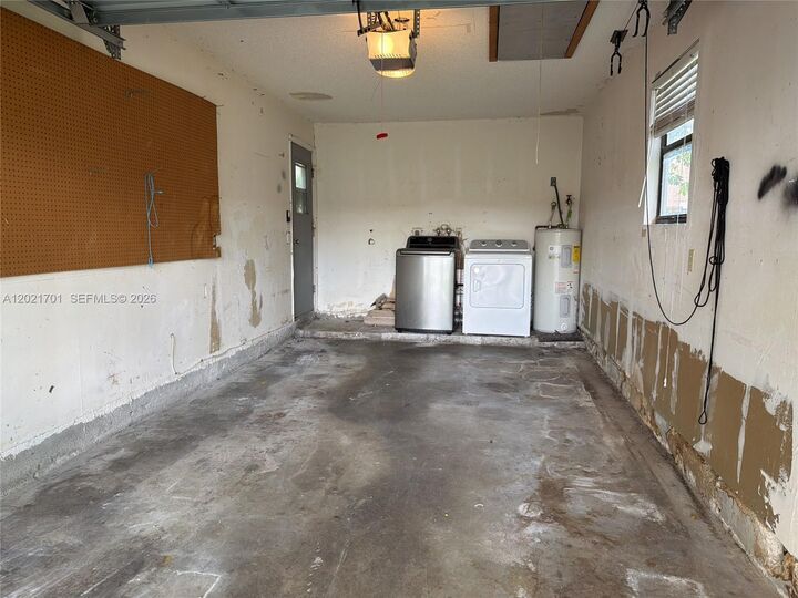 Property Photo: 6014 NW 78th Way FL 33321