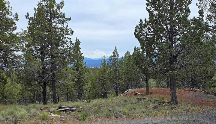 Property Photo:  5638 Rocky Ridge Rd.  CA 96023-9701 