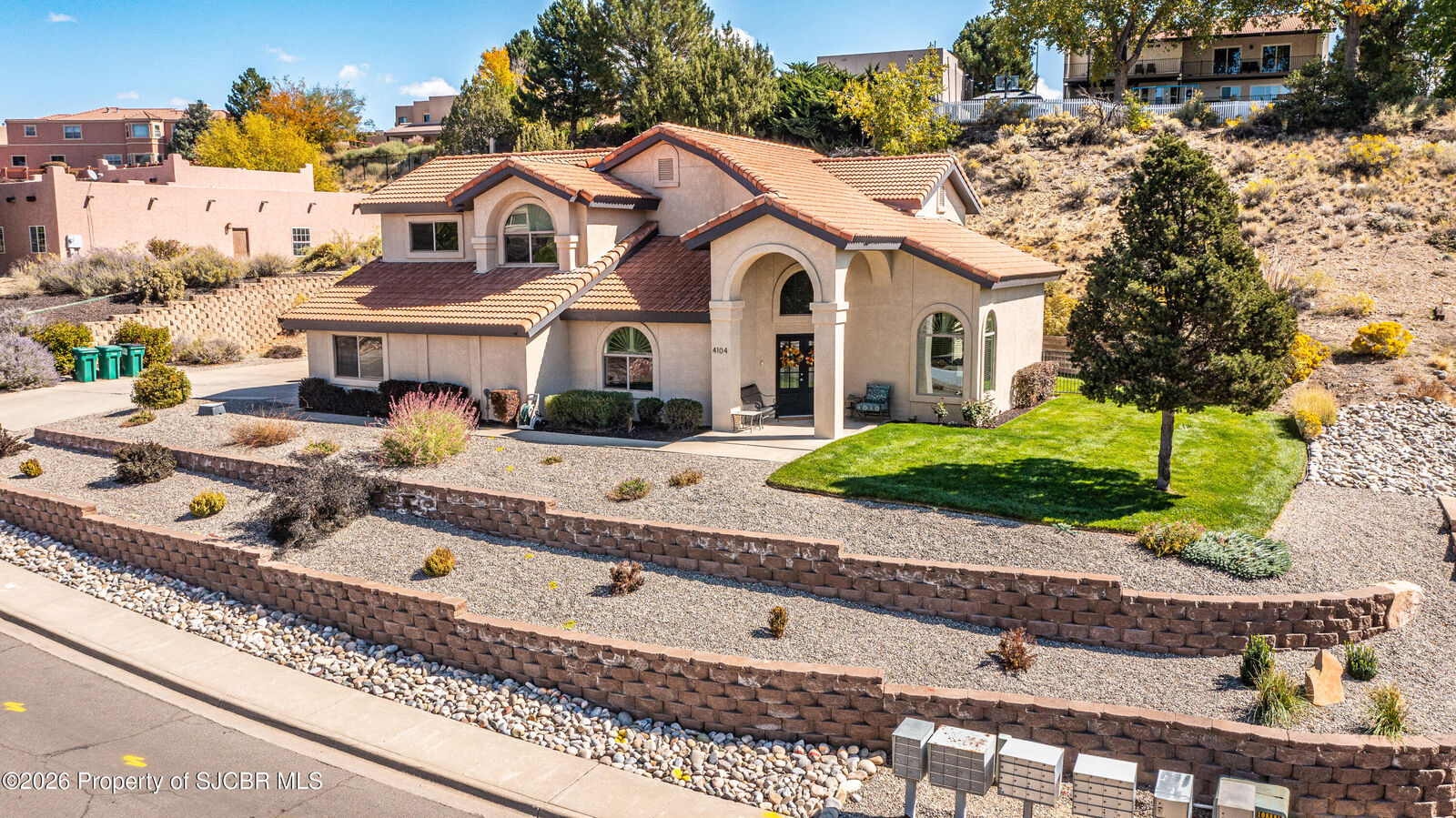 Property Photo:  4104 N Buena Vista Avenue  NM 87401 