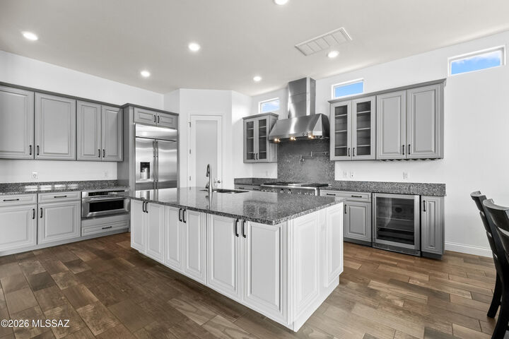 Property Photo: 12947 N Morgan Ranch Road AZ 85755