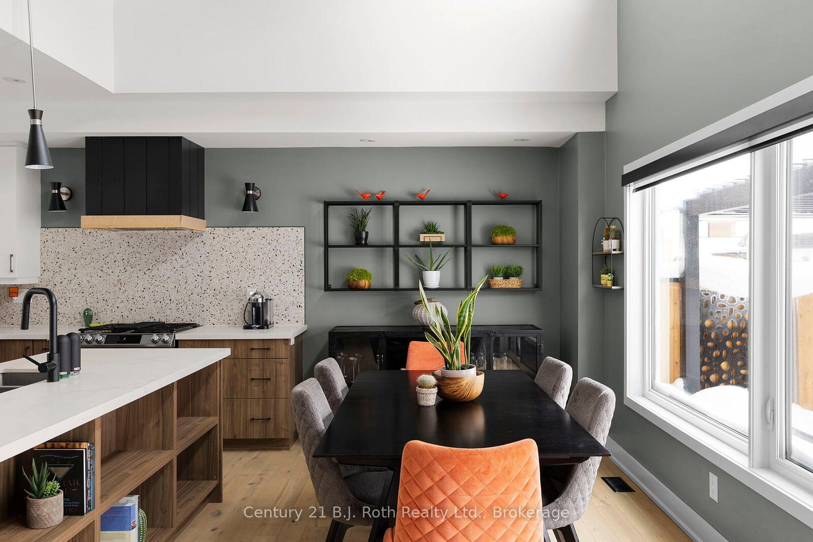 Property Photo: 34 Ruby Crescent ON L3V 8M3