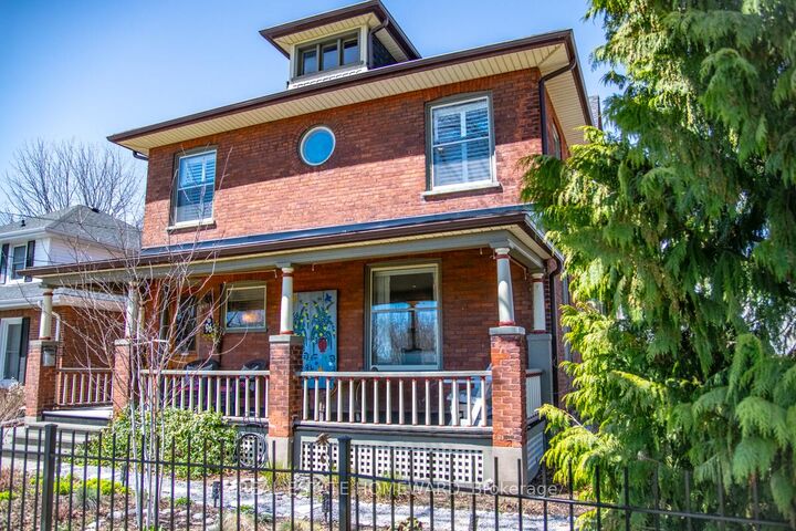 96 James Street W — photo 1