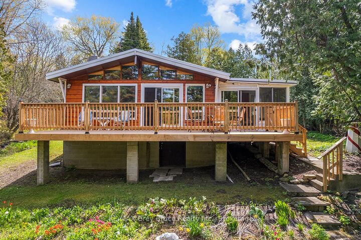 28 Stewarts Point — photo 1