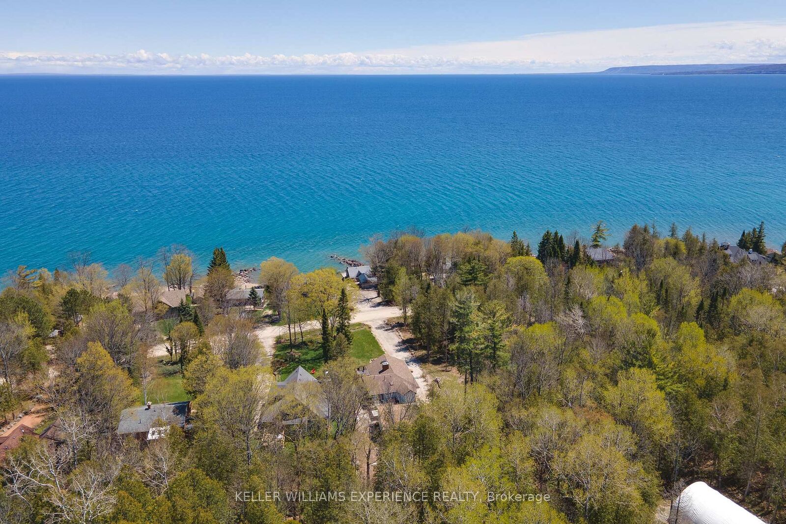 Property Photo: 328 Cedar Avenue ON N4L 1W5