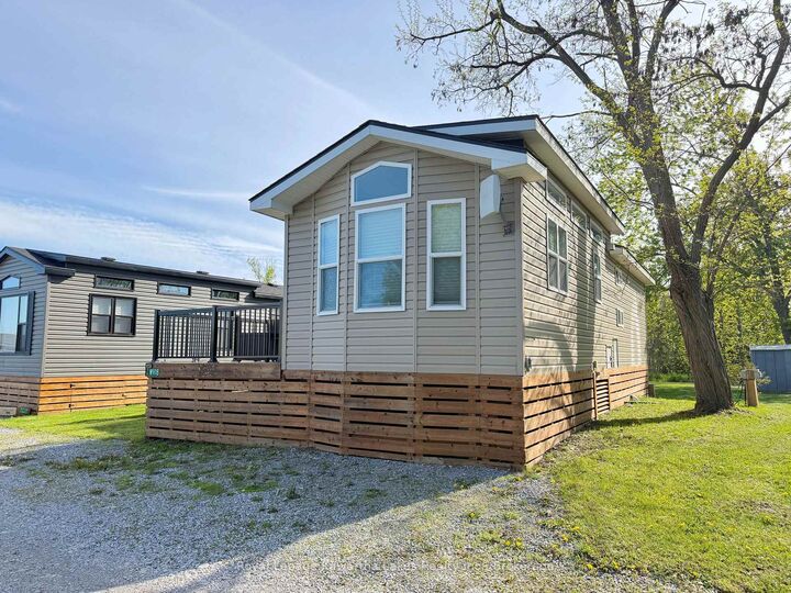 Property Photo: 657 Thunder Bridge Road Wv18 ON K9V 4R1