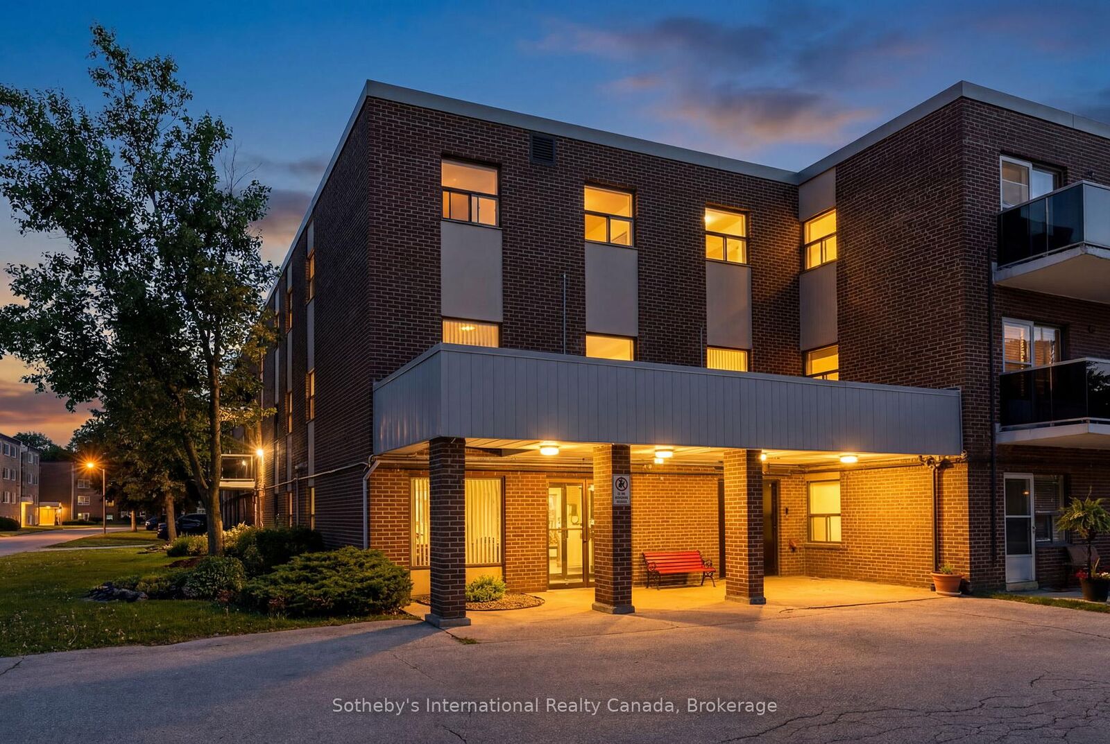 Property Photo: 173 Eighth Street 101 ON L9Y 2C9