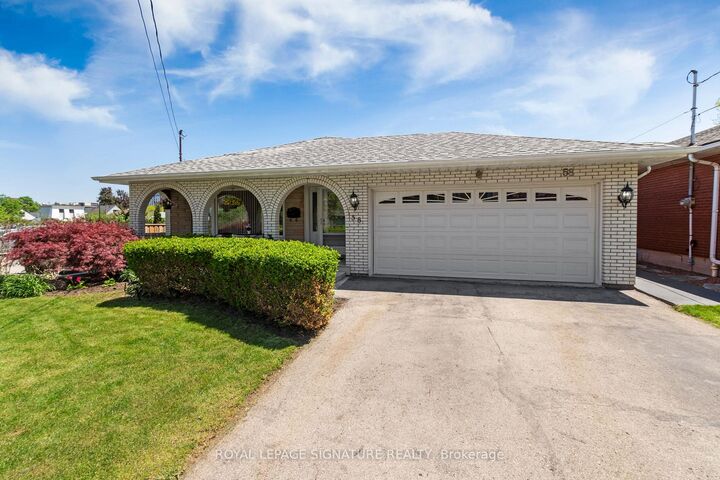 Property Photo: 58 Centennial Parkway S ON L8G 2C5