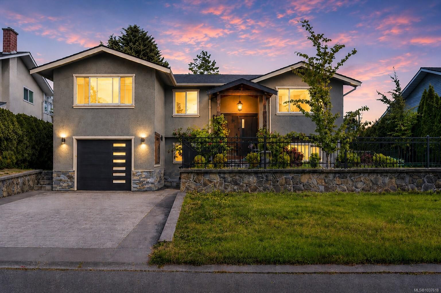 Property Photo: 4425 Torrington Rd BC V8N 4N8