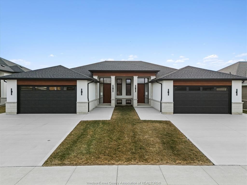 Property Photo: 52 Destiny ON N8H 0E1
