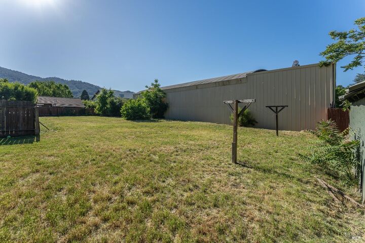 Property Photo:  160 Thomas Street  CA 95482 