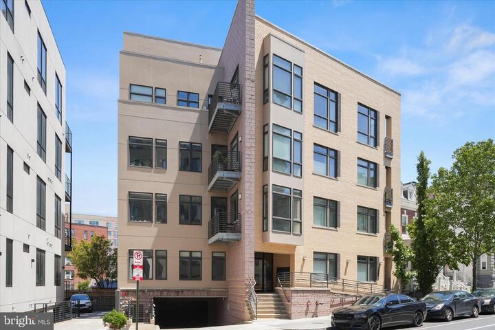 Property Photo: 3035 15th Street NW 401ph DC 20009