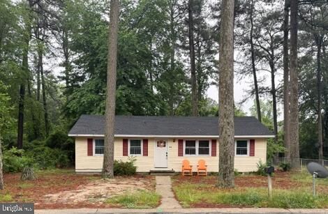 Property Photo:  805 Mohawk Avenue  MD 21801 
