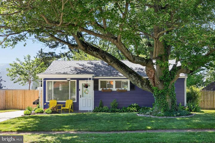 Property Photo:  3 Glen Avenue  DE 19720 
