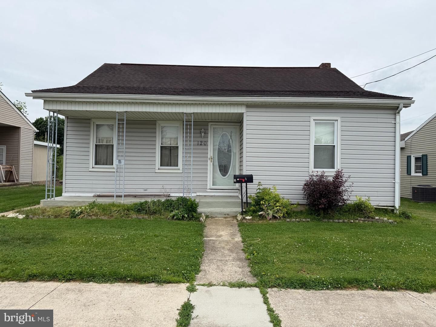 Property Photo:  120 North Street  PA 17344 