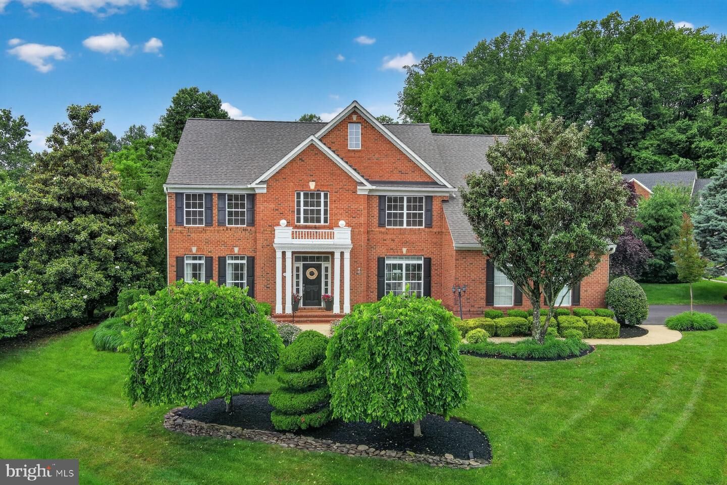 Property Photo:  9 Sewall Court  MD 21037 