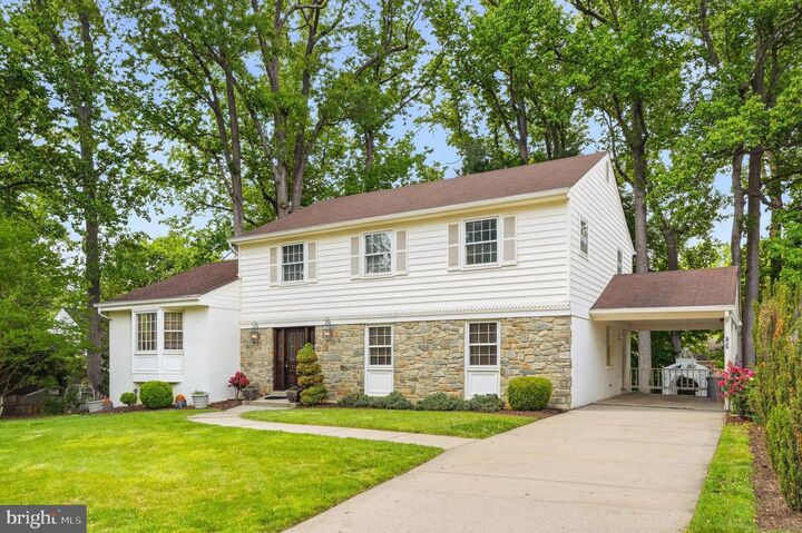 Property Photo:  797 Princeton Place  MD 20850 