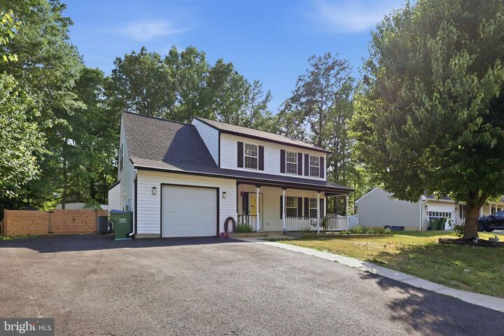 Property Photo: 10106 S Fulton Drive VA 22408