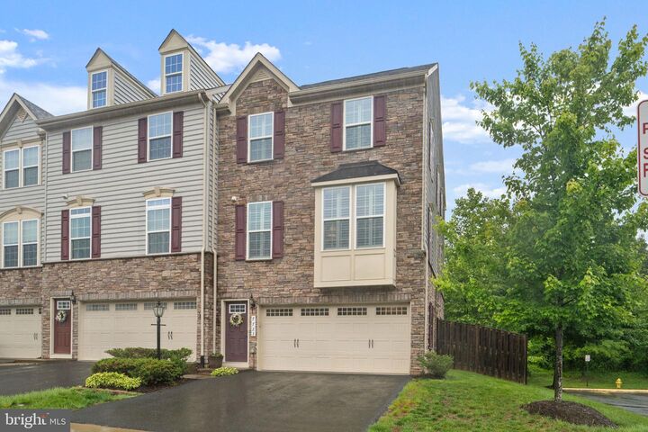 Property Photo:  7723 Milton Circle  VA 20155 