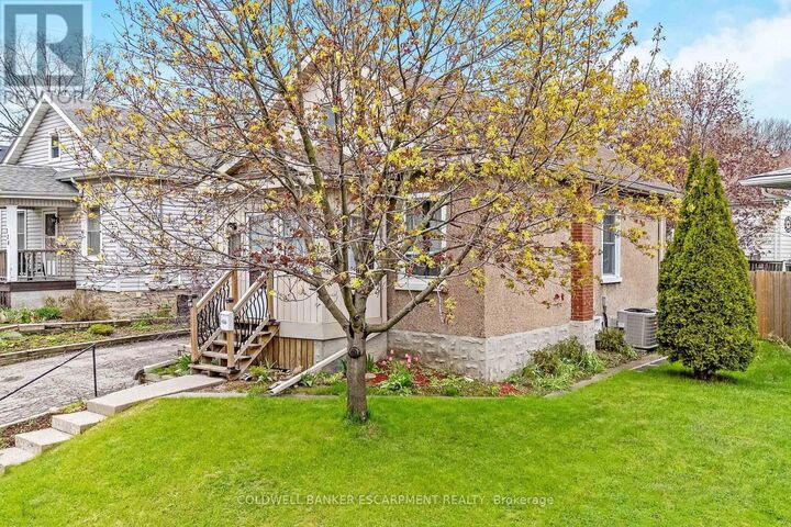 Property Photo: 122 Cedar Street ON N1S 1W2