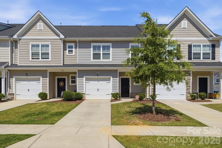 Property Photo:  3938 Townes Boulevard  NC 28682 