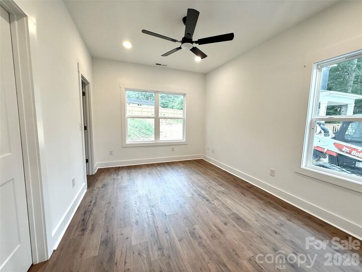 Property Photo:  829 E Arch Street  SC 29720 