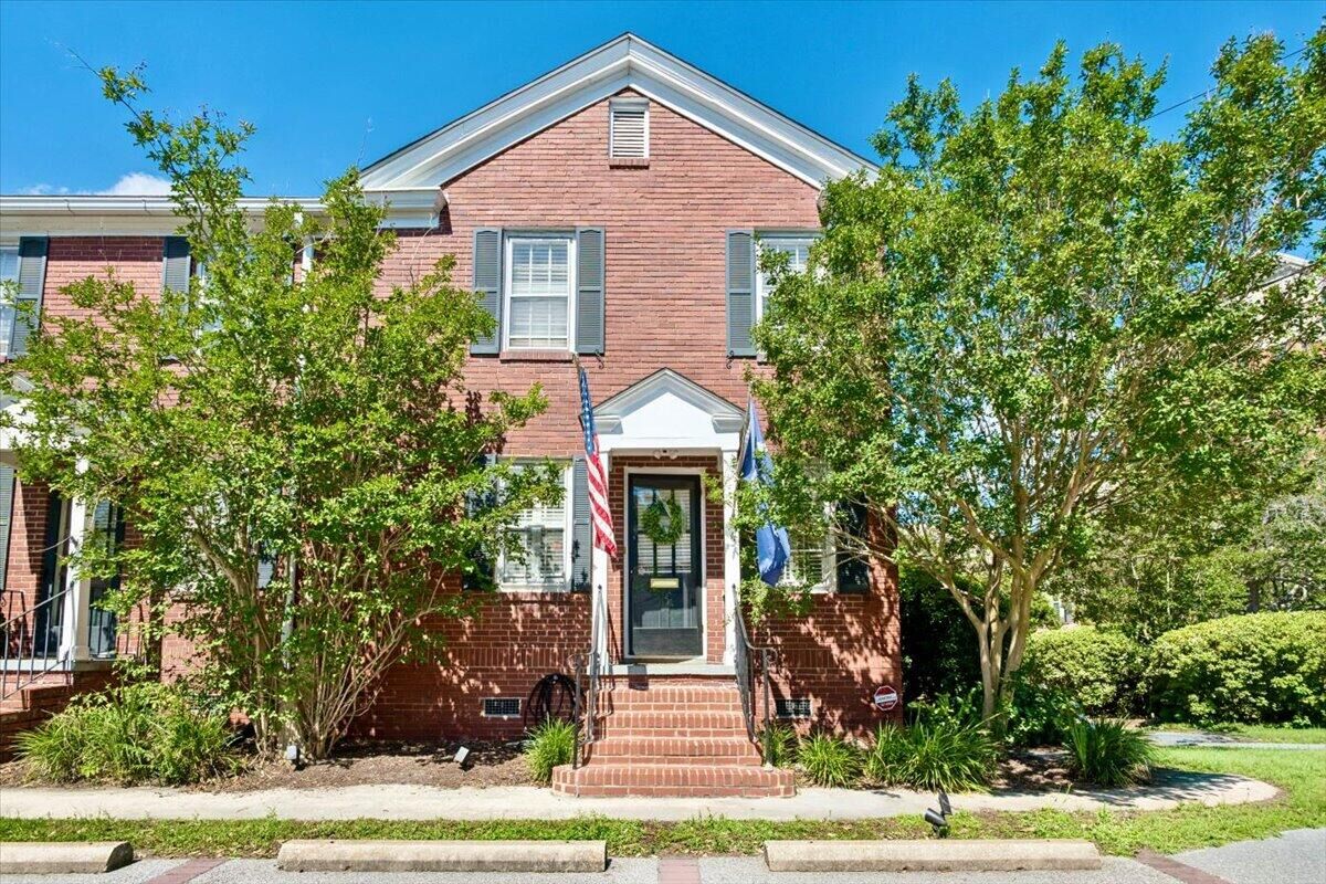 Property Photo:  301 Broad Street # 4  SC 29401 