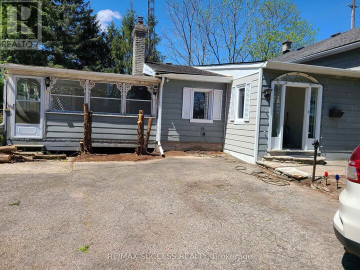 Property Photo: 687 New Dundee Road ON N2P 2N9