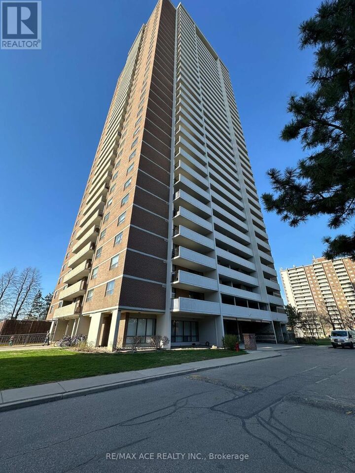 Property Photo:  10 Tangreen Court 1504  ON M2M 4B9 