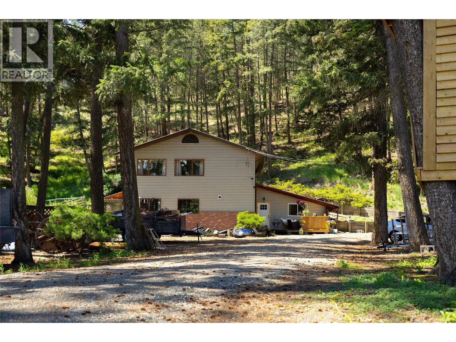 Property Photo: 4644 97 Highway BC V0E 3B1