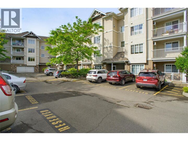 120 Vernon Avenue 409 — photo 1