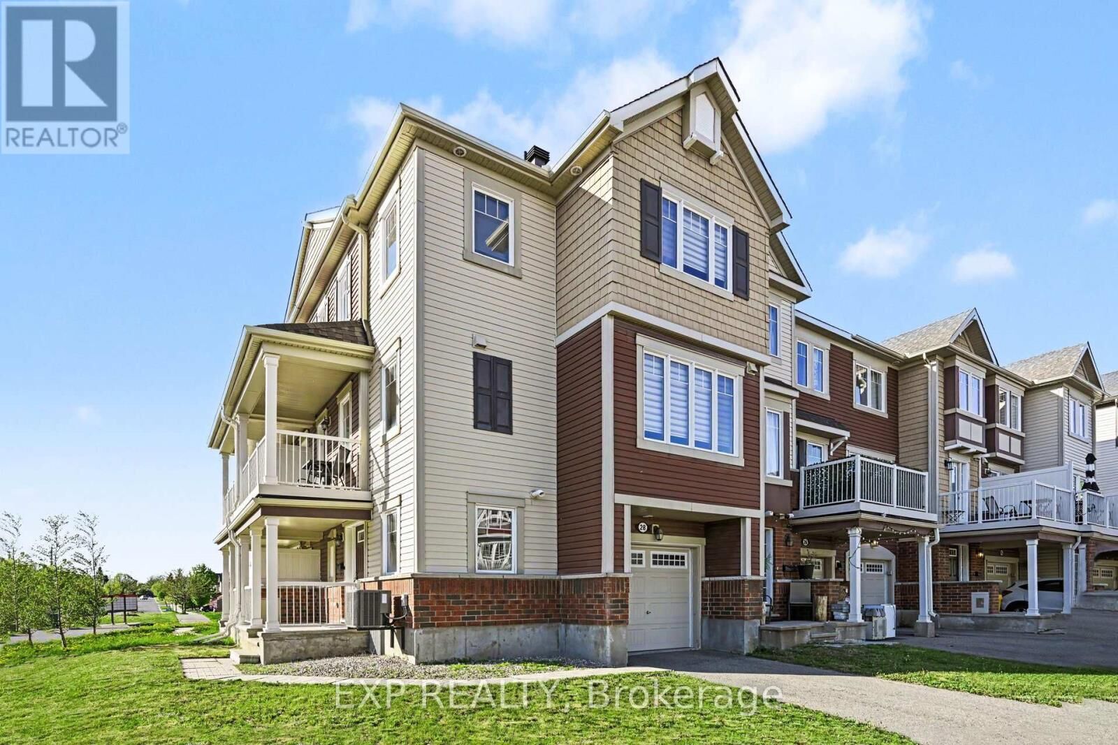 Property Photo: 28 Streambank Street ON K2M 0J8
