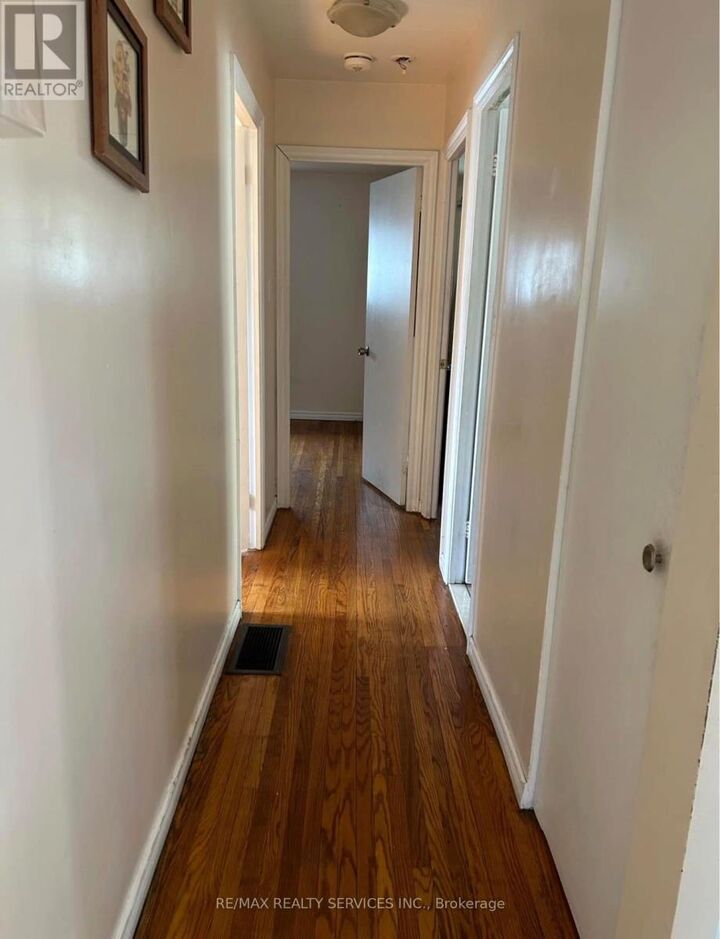 Property Photo:  100 Sutherland Avenue  ON L6V 2H7 