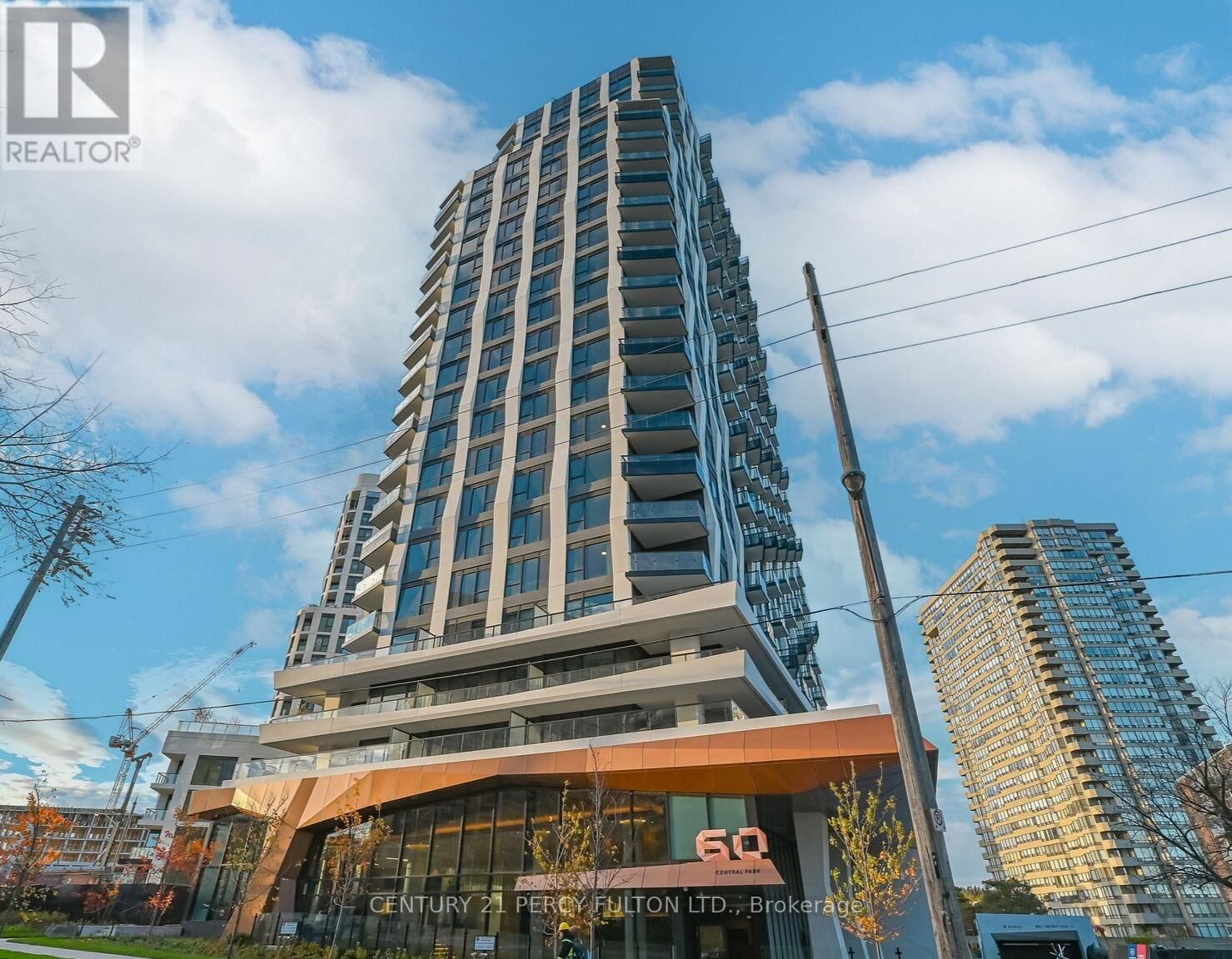 Property Photo:  60 Central Park Roadway 1802  ON M9A 0E6 