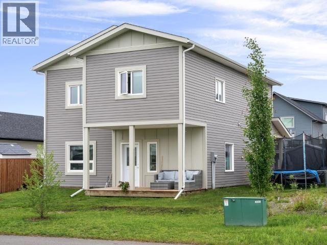 Property Photo:  33 Tanana Lane  YT Y1A 0S6 