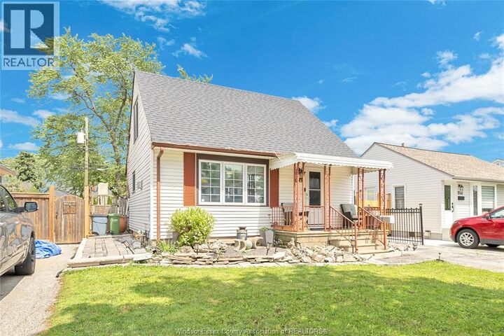 Property Photo:  1042 Edward Avenue  ON N8S 2Z8 