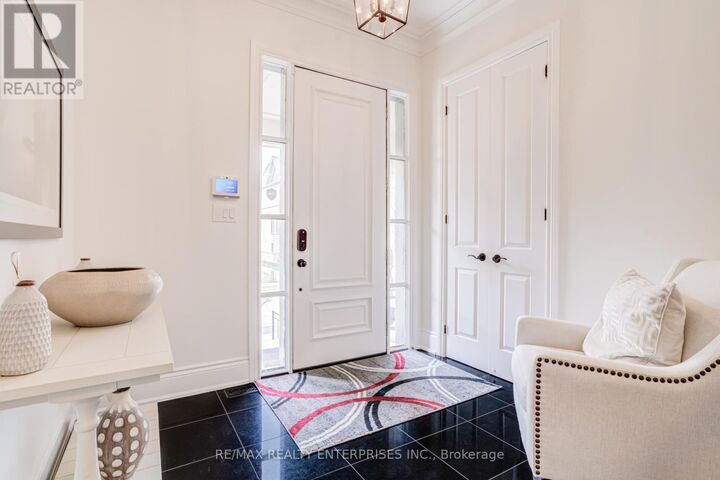Property Photo: 1842 Pagehurst Avenue ON L4X 1Y6