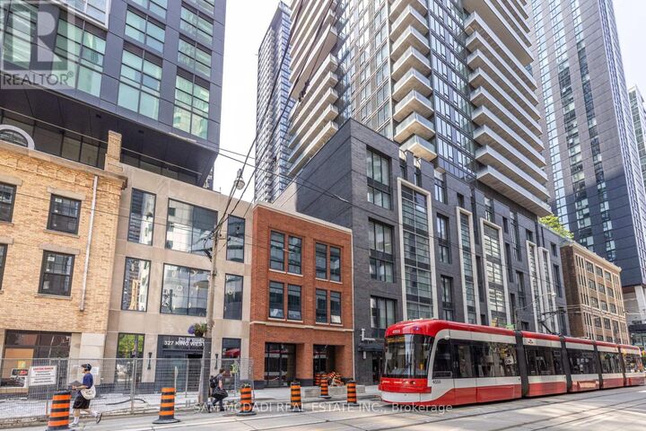 Property Photo:  327 King Street West 602  ON M5V 1J5 