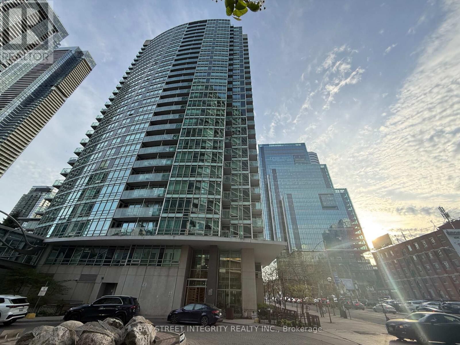 Property Photo:  381 Front Street 3003  ON M5V 3R8 