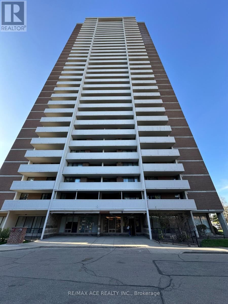 Property Photo: 10 Tangreen Court 1504 ON M2M 4B9