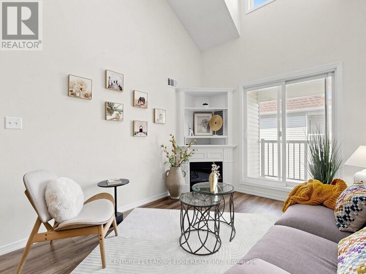 Property Photo:  45 Petra Way Unit 3  ON L1R 0A7 