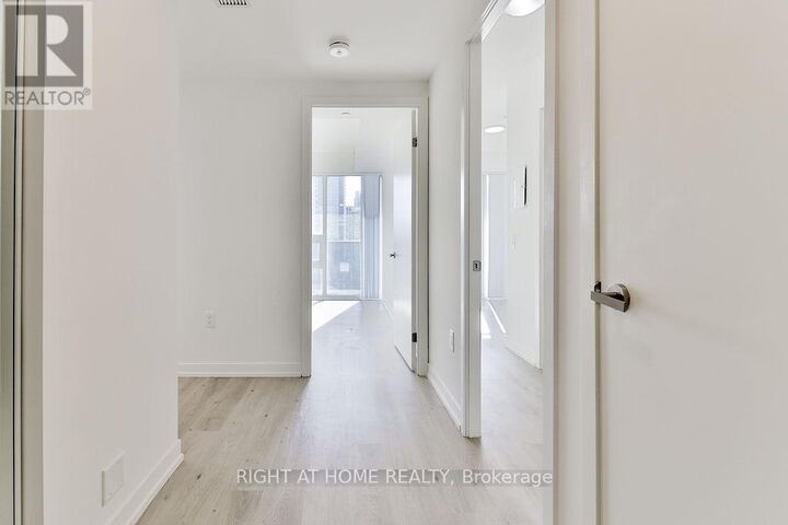 Property Photo:  138 Downes Street 3111  ON M5E 0E4 