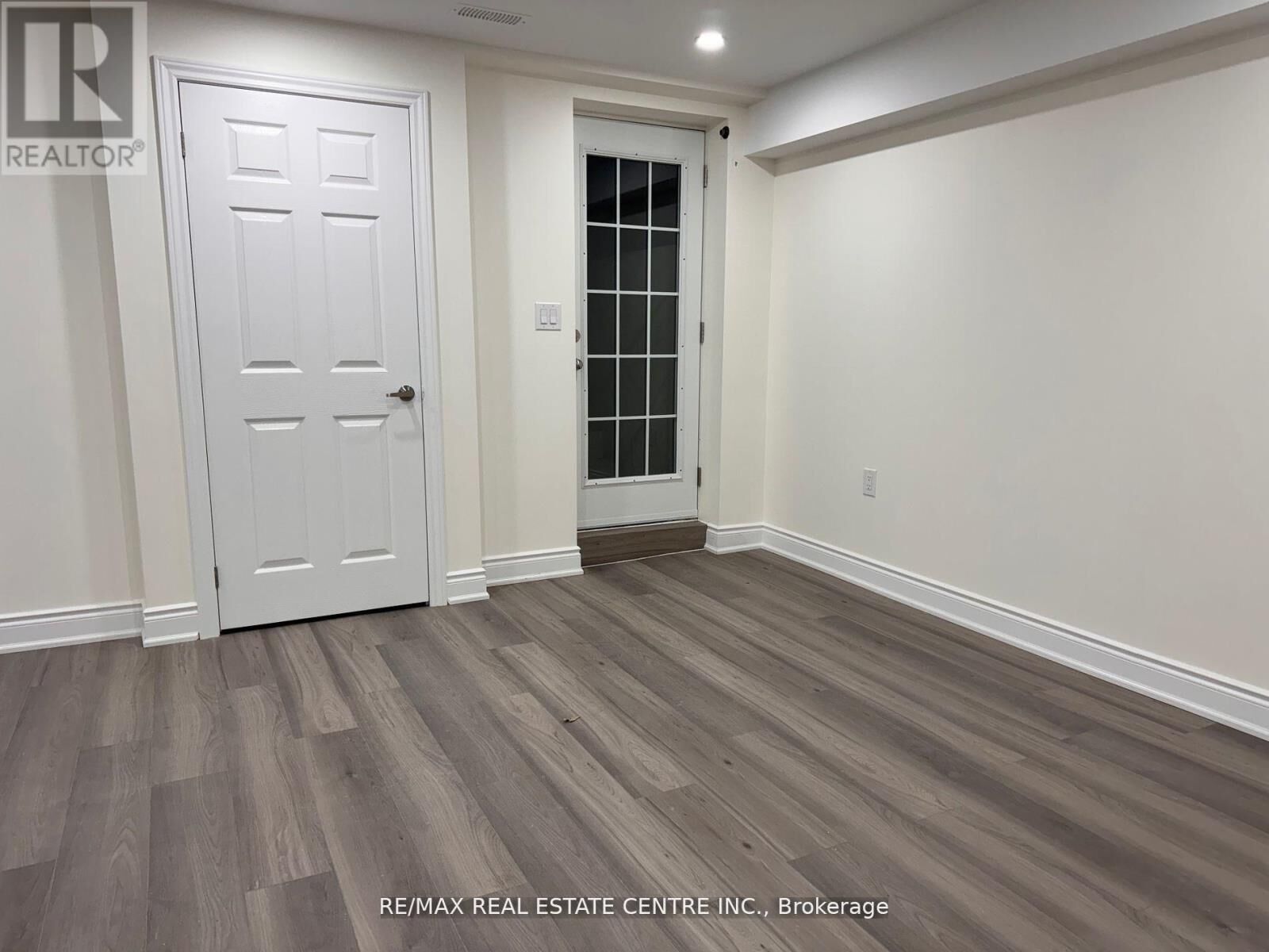 Property Photo: 25 Parity Road (Basement) ON L6X 5M5