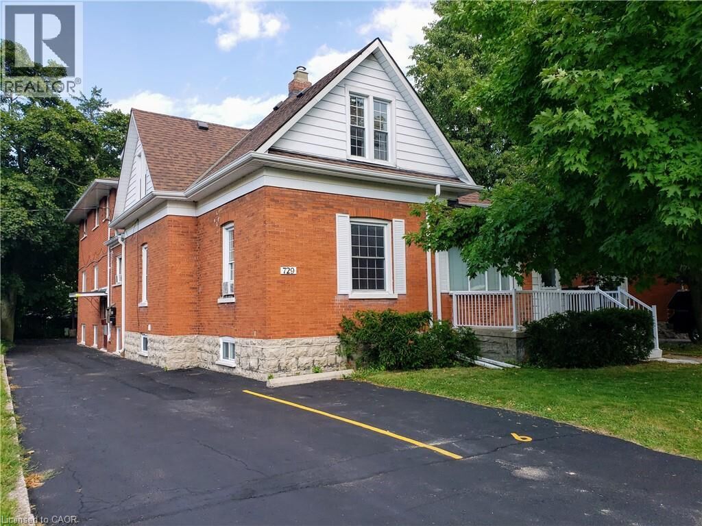 Property Photo:  729 Hamilton Street 2  ON N3H 3E5 