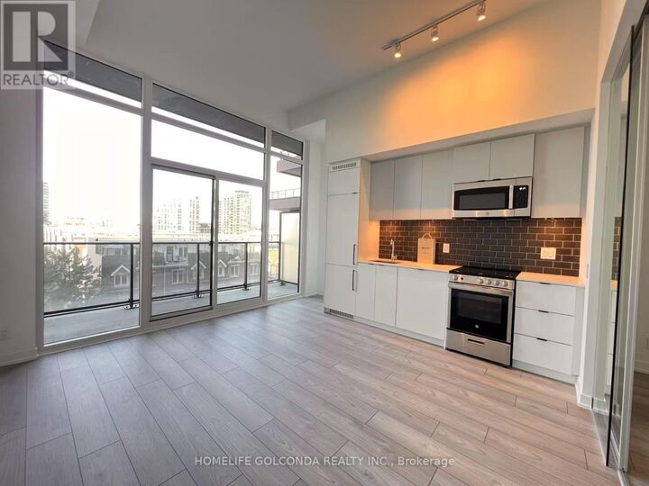 Property Photo:  1182 King Street 403  ON M6K 1E6 